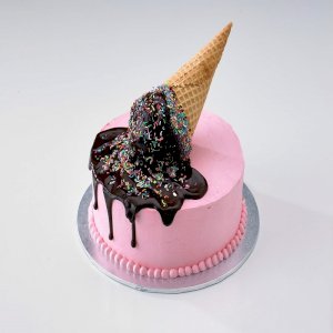 Sweet Cone Cake