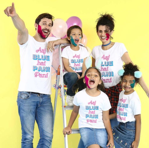Aaj Blue Hai Pani Pani Holi Family Tees