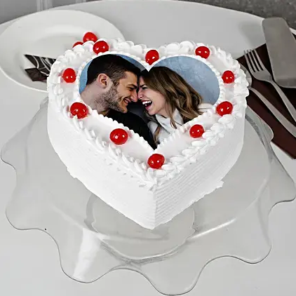Heart Shape Vanilla Photo Cake