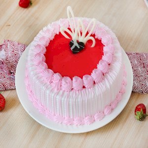 Yummy Strawberry Cake