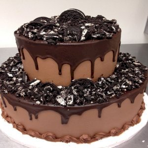 2 Tier Choco Oreo Cake
